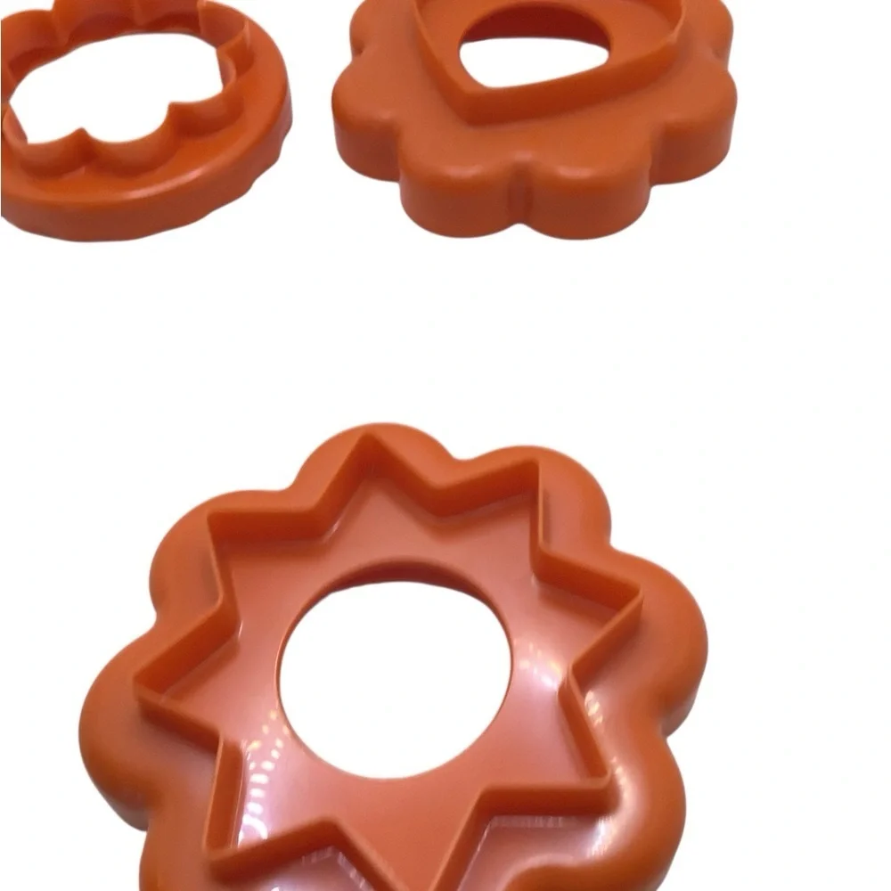 Vintage Tupperware Orange Nesting Cookie Cutters Set of 3 Flower Shapes